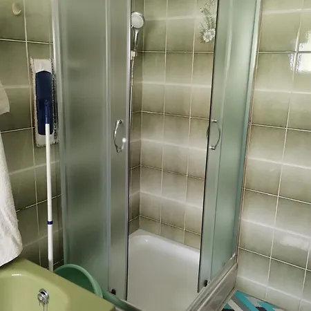 Semesterbostad Lulu *